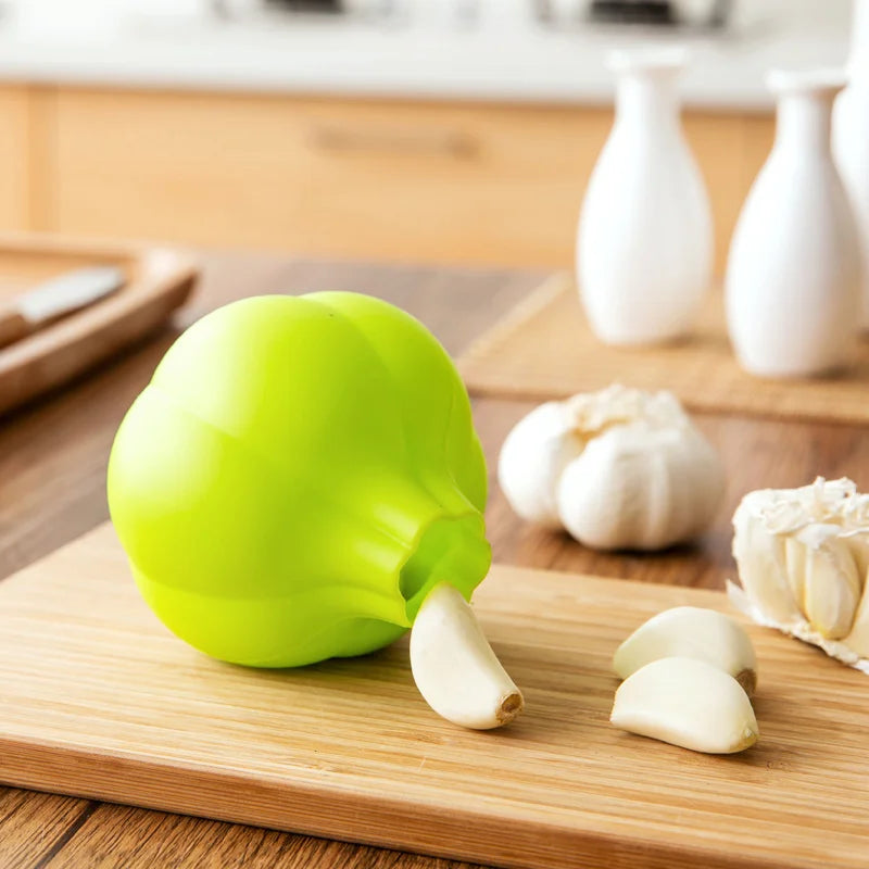 Silicone Garlic Peeler – Quick & Easy Garlic Peeling Tool for Cooking