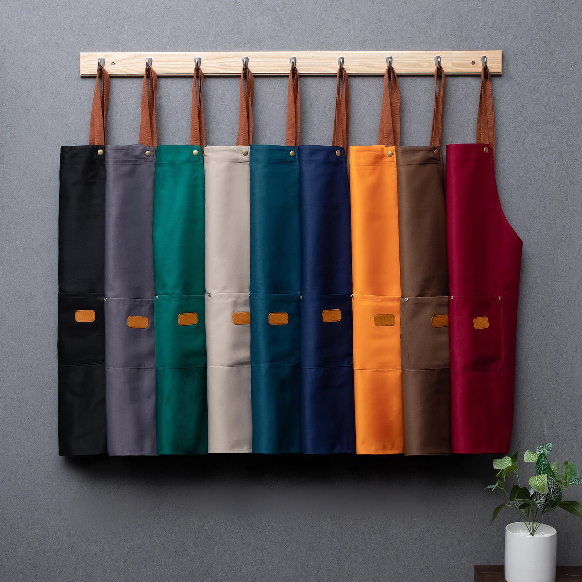 CraftApron canvas bib chef apron with pockets – view 4